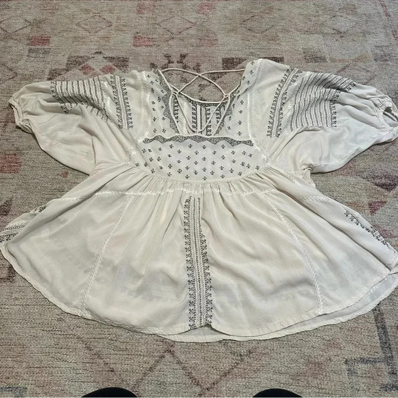 Free People Wild One Embroidered Top in Ivory size XS - Picture 9 of 16
